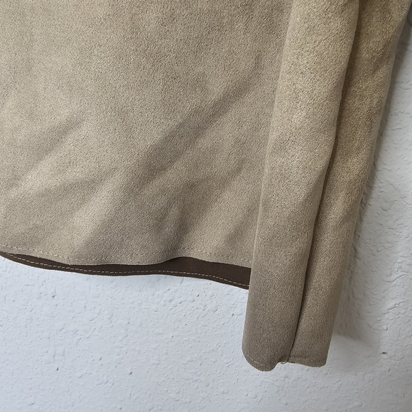 Truth by Republic Jacket Womens Medium Olive Green Faux Suede Short Snap Up FALL - Picture 9 of 9